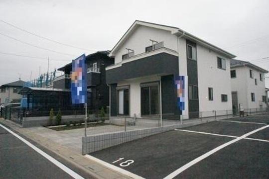 Local appearance photo. Building appearance