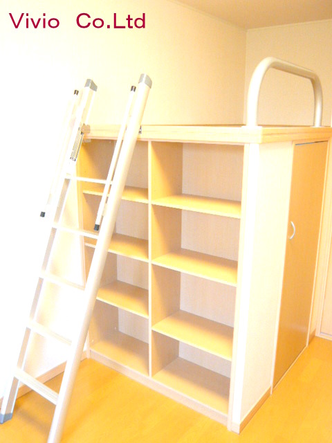 Other room space. This room there is a bed