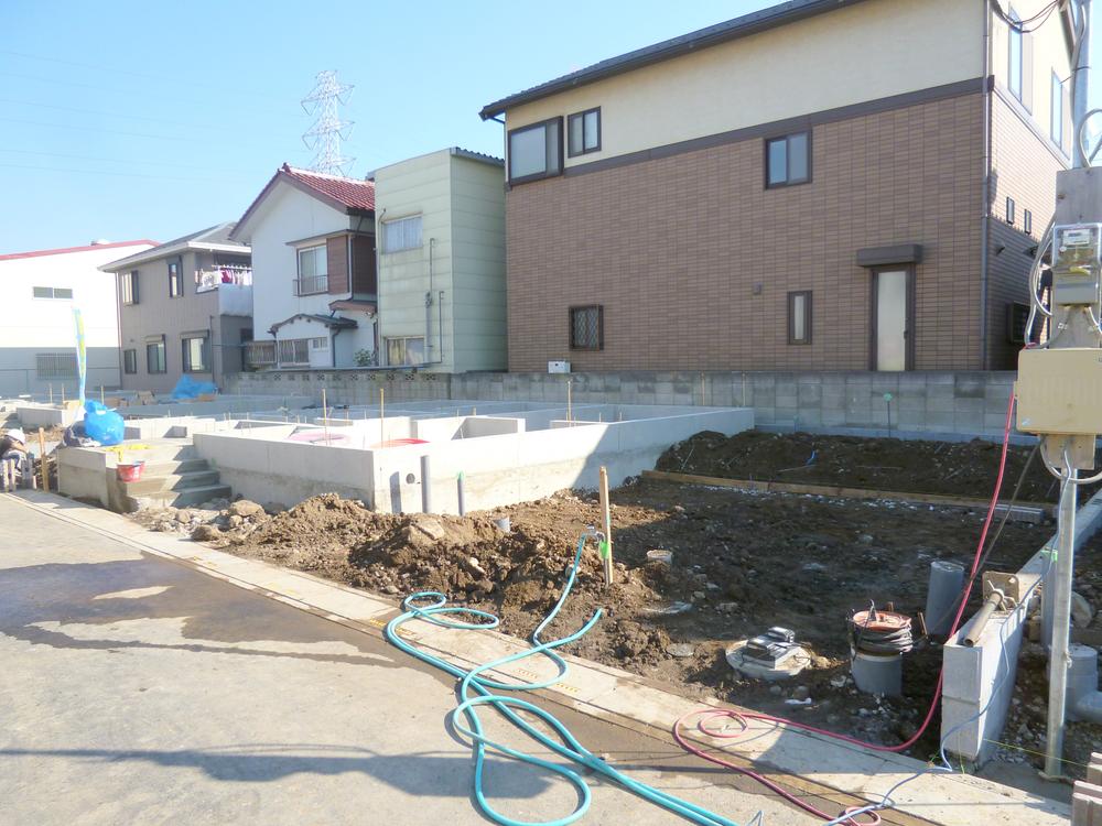 Local appearance photo. Local (12 May 2013) Shooting