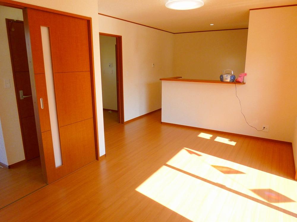 Same specifications photos (living). ( Building) same specification