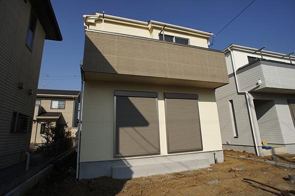 Local appearance photo. 1 Building