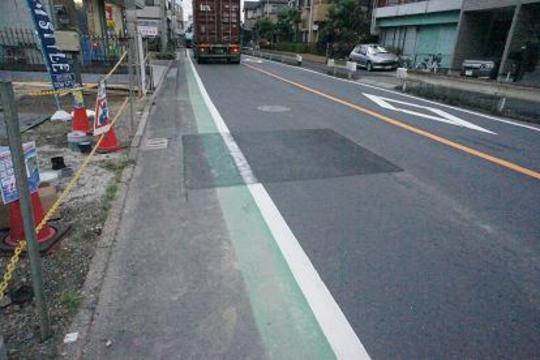 Local photos, including front road. Frontal road