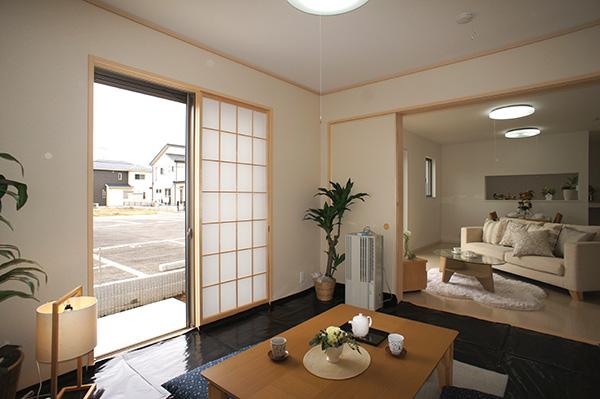 Non-living room. Indoor (10 May 2013) Shooting Building 3