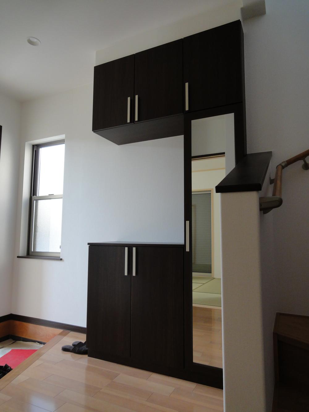 Entrance. Local (12 May 2013) Shooting