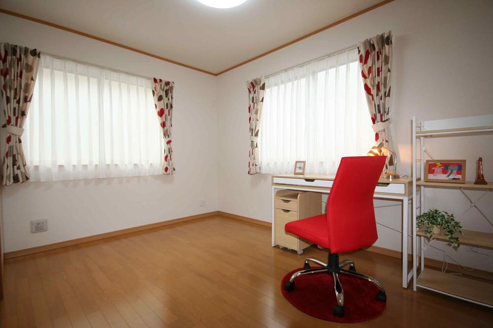 Same specifications photos (Other introspection). Our example of construction (bedroom)