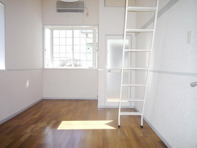 Living and room. Flooring