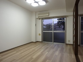 Living and room. Reference image (other Room No.)