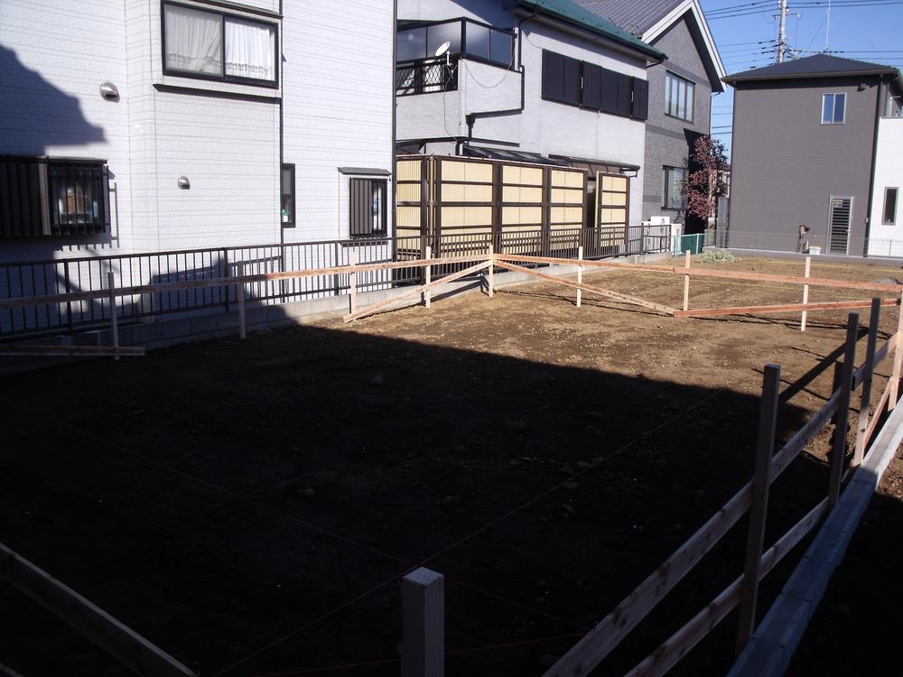 Local appearance photo. Local (11 May 2013) Shooting