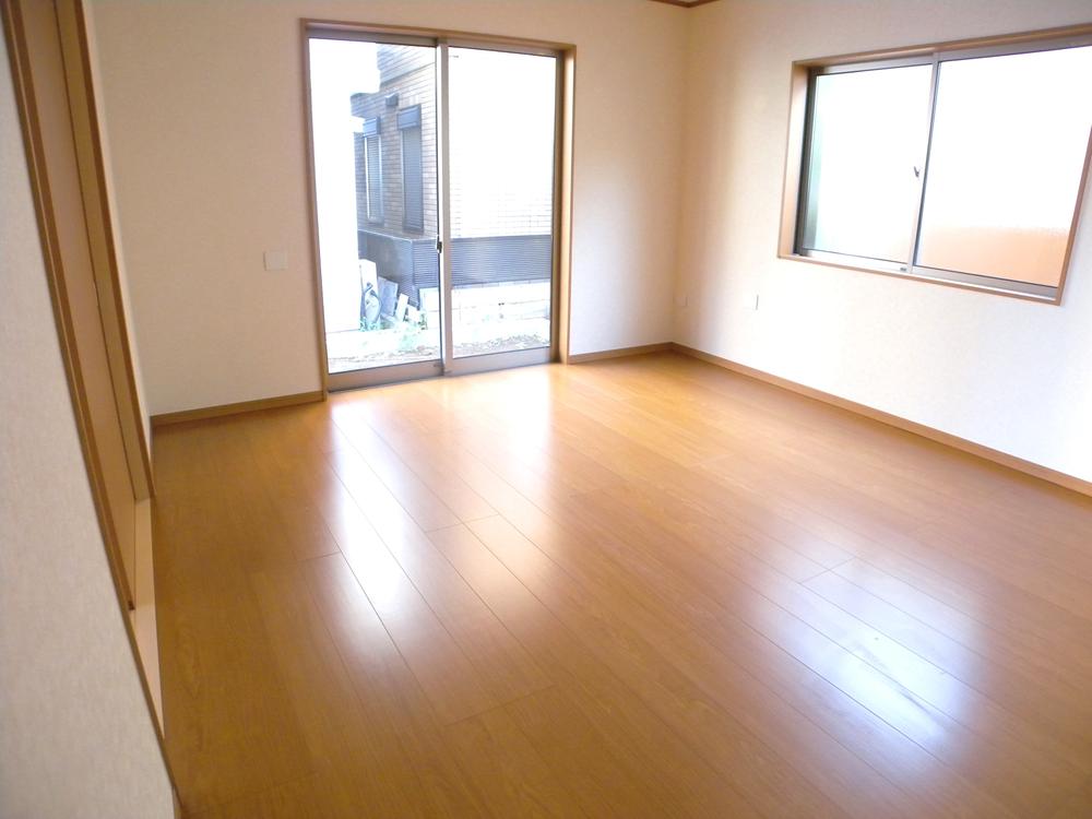 Living. Indoor (10 May 2013) Shooting