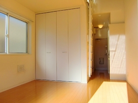 Living and room. ◆ 7.7 Pledge of room ◆