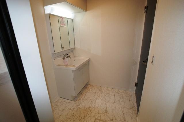 Other. Vanity construction cases Vanity is vanity with happy to wife three-sided mirror. Fishing cupboard is a storage capacity pat so also with.