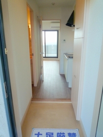 Entrance.  ◆ Airy entrance ◆