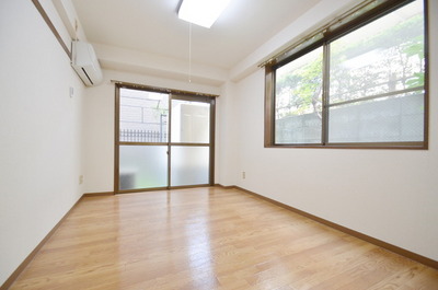 Living and room. Same type