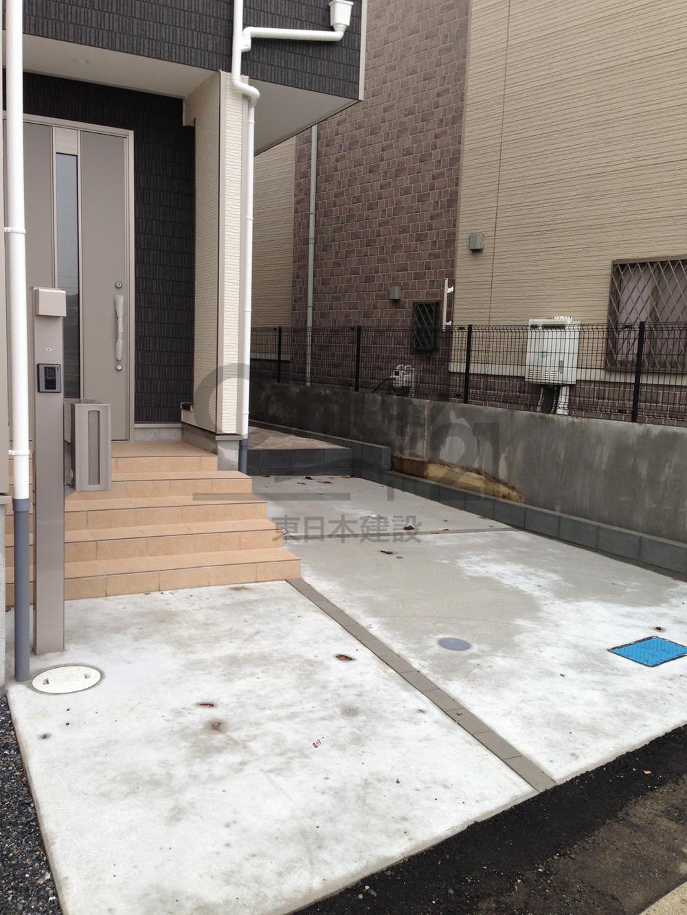 Parking lot. Local (11 May 2013) Shooting