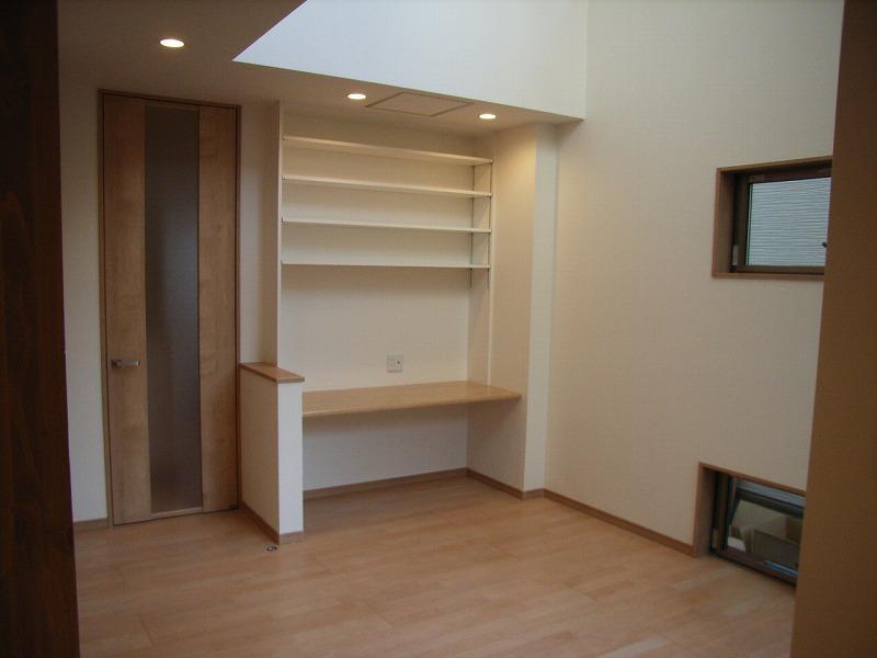 Non-living room. Local (12 May 2013) Shooting Workspace