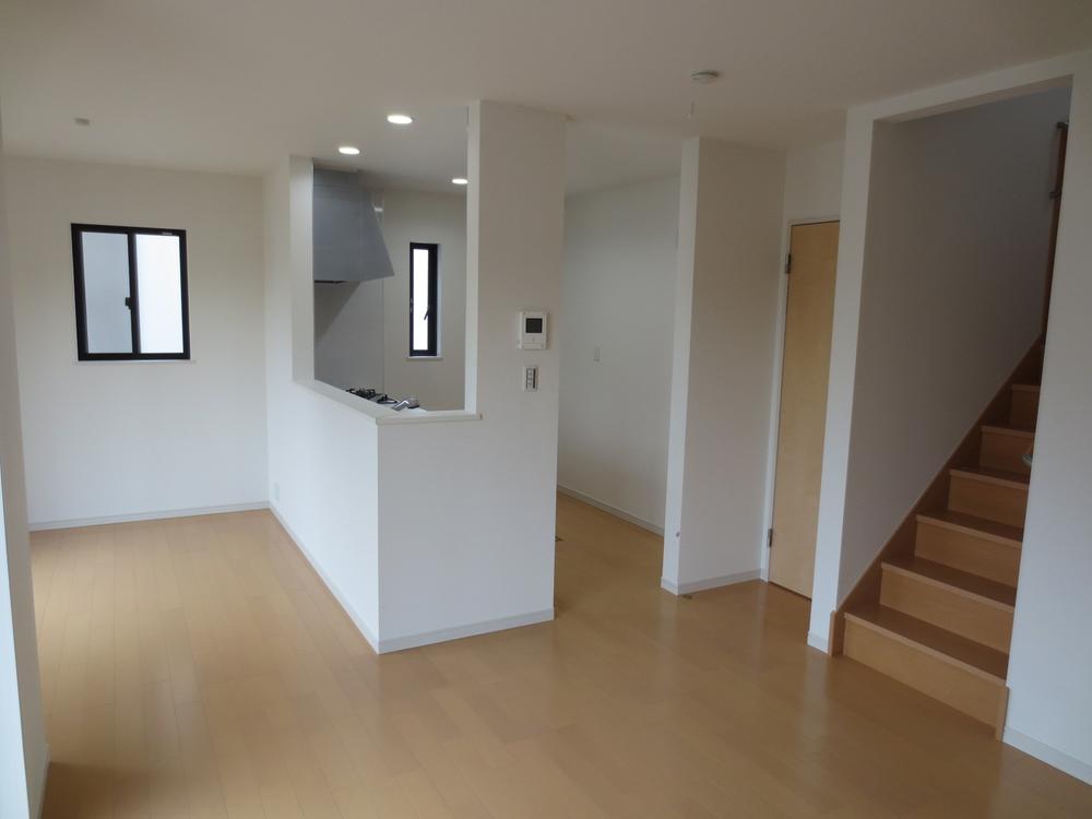 Kitchen. 6 Building Popular open kitchen! !