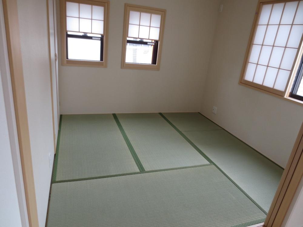 Other introspection. Japanese style room