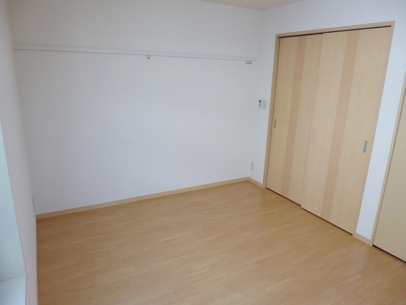 Other room space. Another Room No. reference photograph