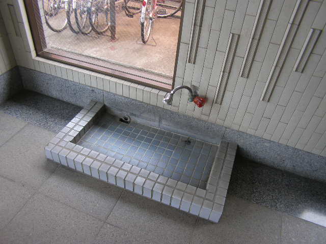 Other common areas. Pet foot washing place