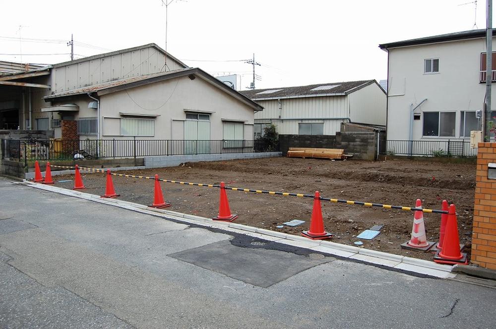 Local appearance photo. Local: 2013 October