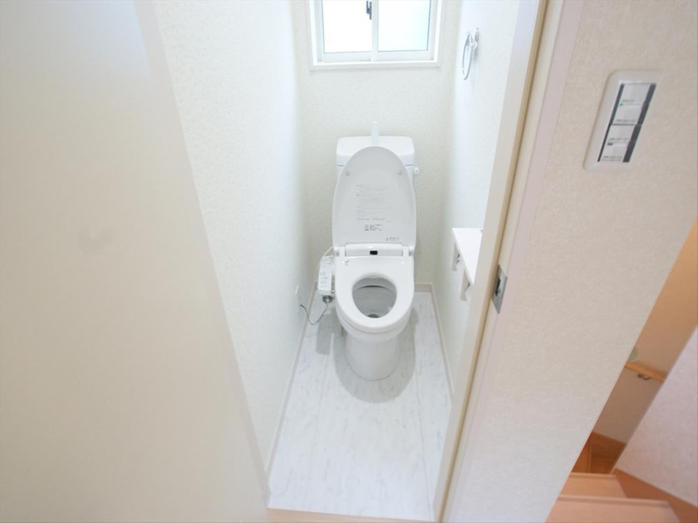 Toilet. <9 Building>