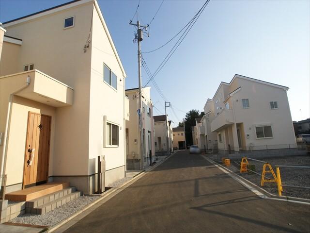 Local photos, including front road. Strong Dairaito method to earthquake