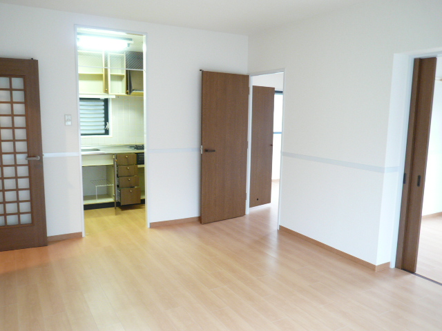 Living and room. The same is by Property of the room.