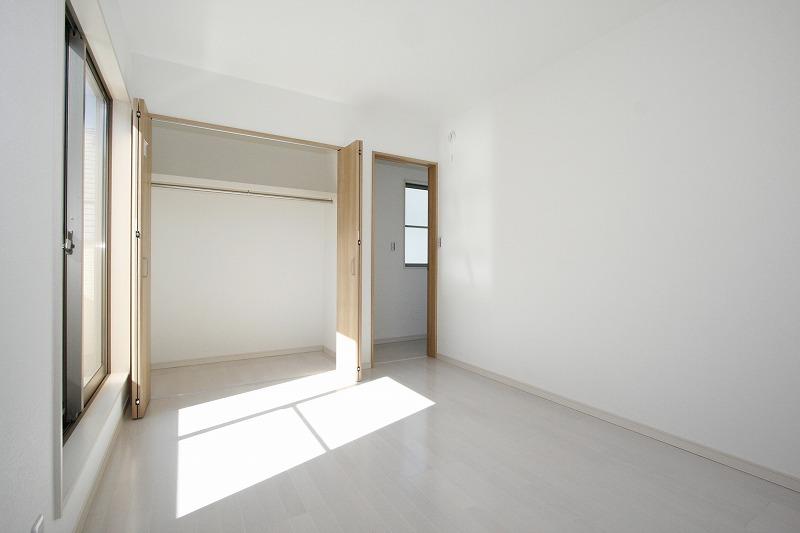 Non-living room. Building 3 Western style room