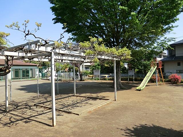 park. Atago 150m to children amusement