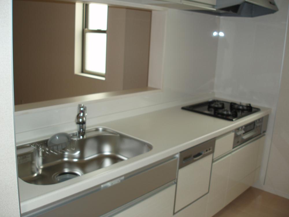 Same specifications photo (kitchen)