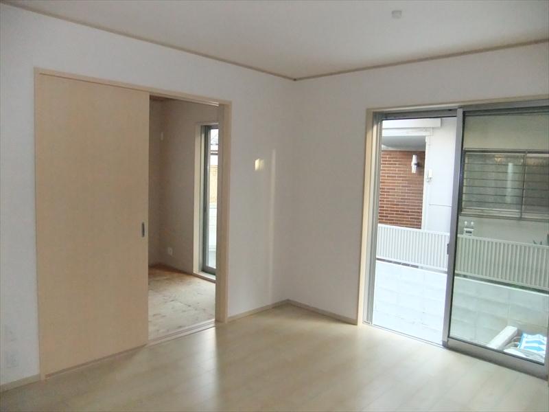 Living. 2013 October shooting