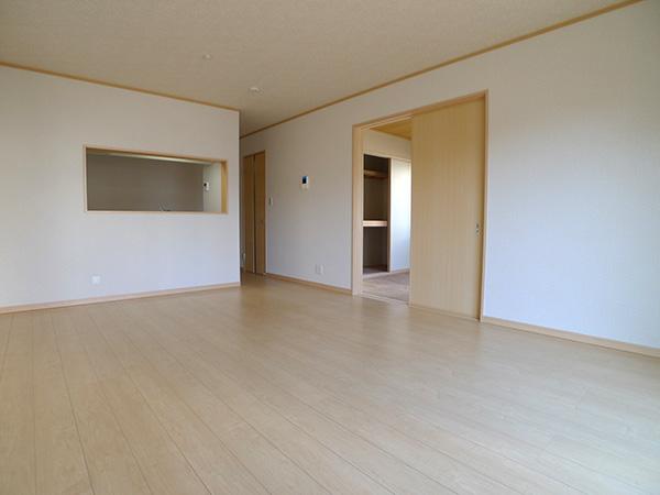 Living. Indoor (September 2013) Shooting 8 Building