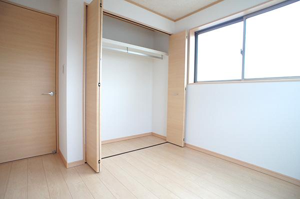 Non-living room. Indoor (10 May 2013) Shooting Stage II 1 Building