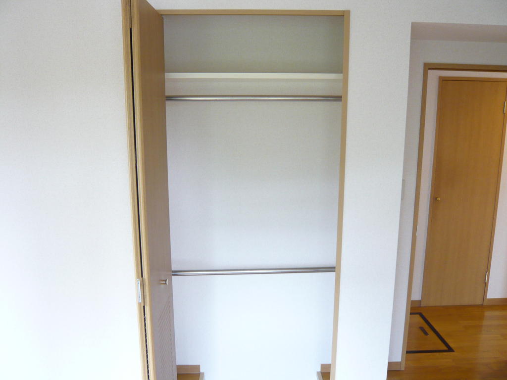 Receipt. It is a photograph of another room.