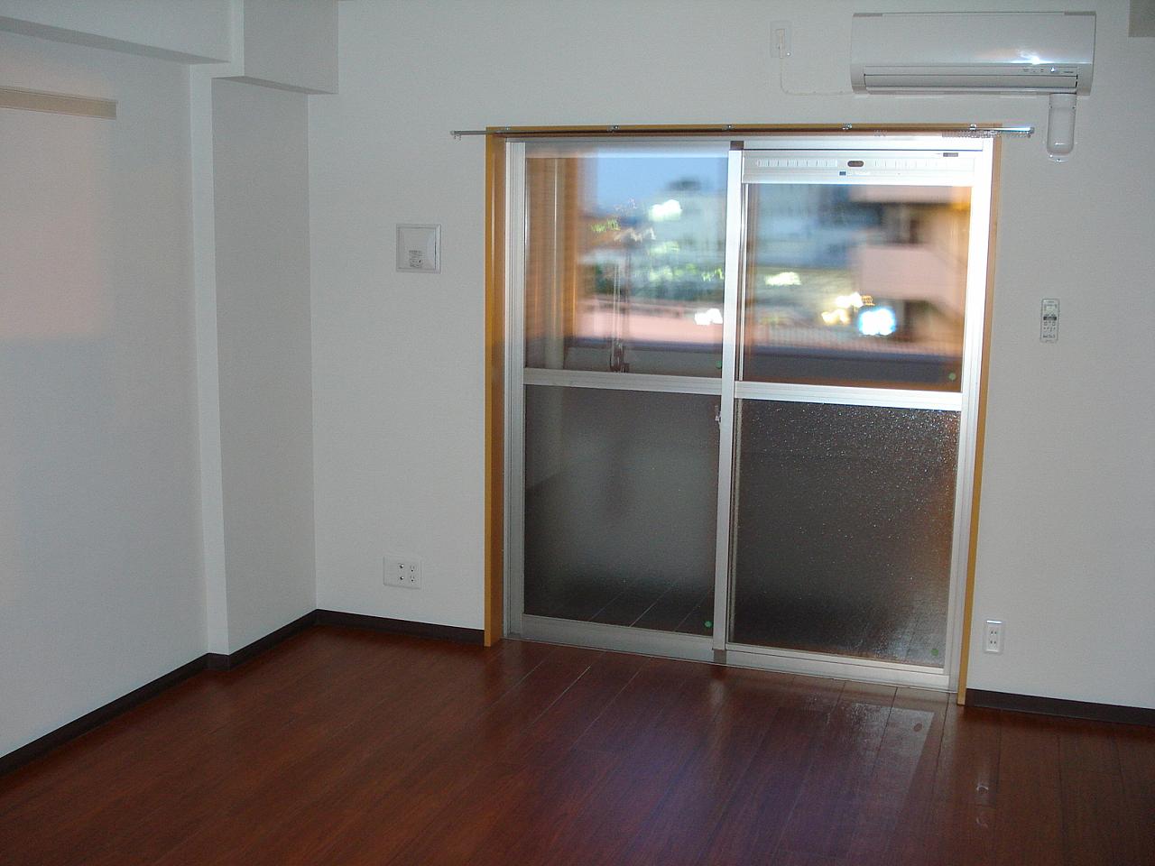 Living and room. Is the image of the other rooms