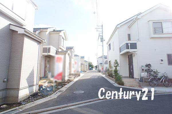 Local photos, including front road