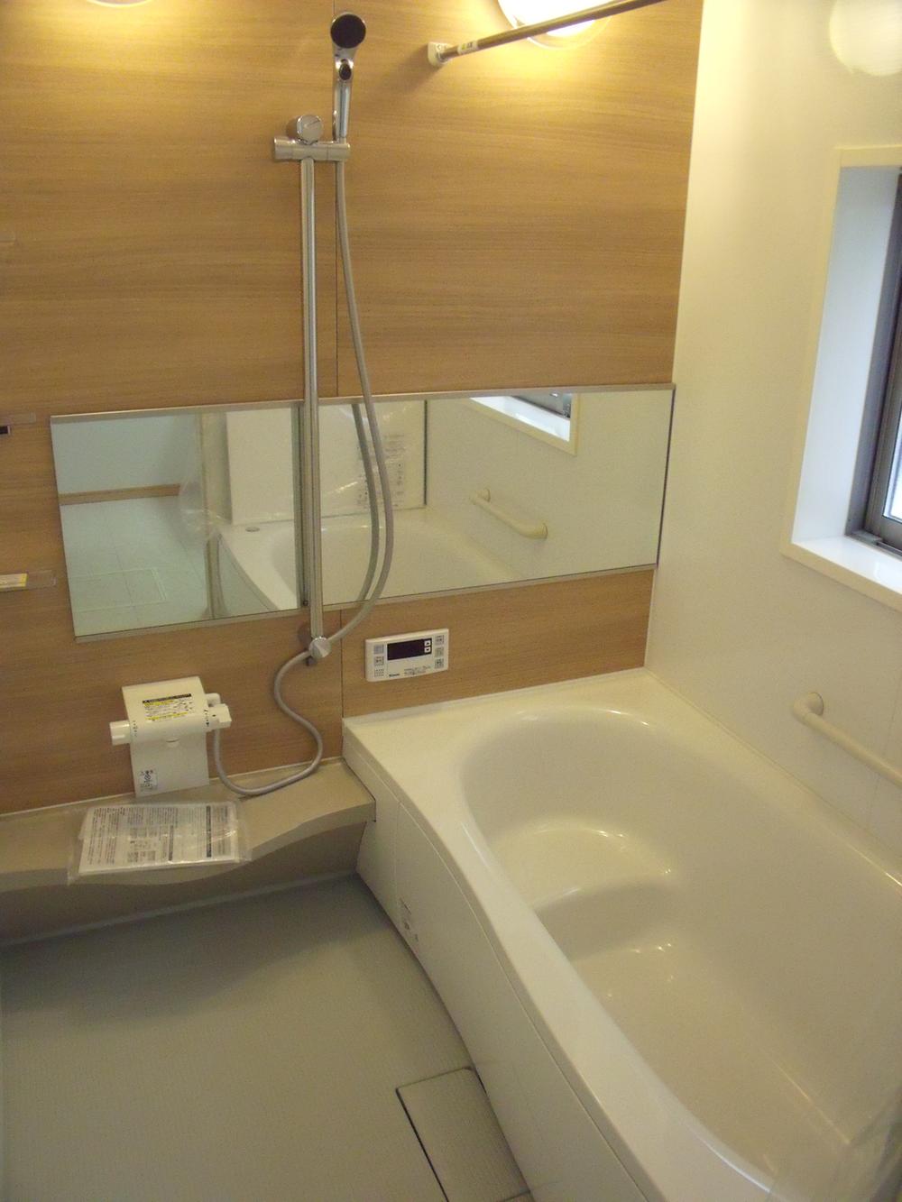 Bathroom. Indoor (11 May 2013) Shooting