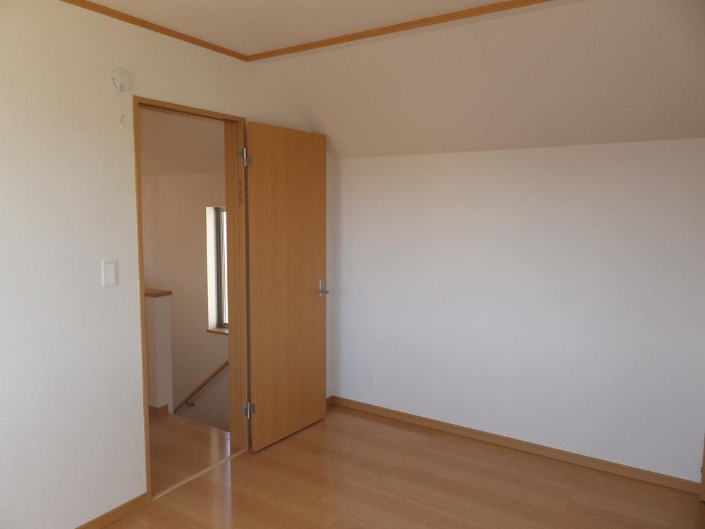 Non-living room. Indoor (10 May 2013) Shooting