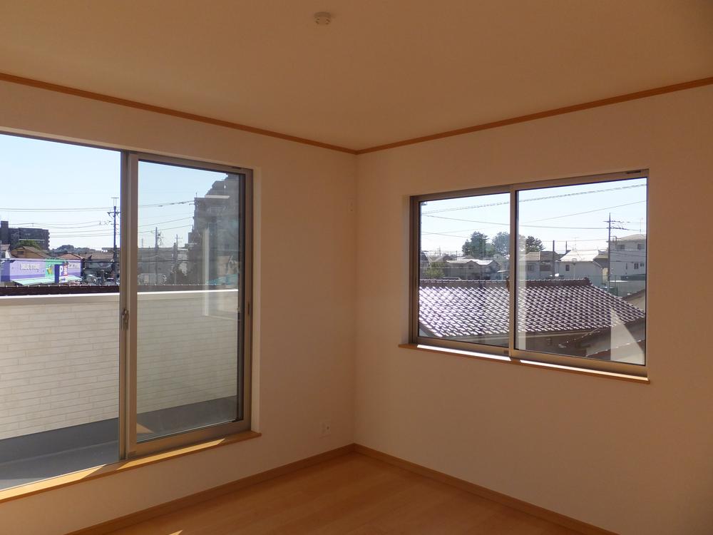 Non-living room. Indoor (13 May 2013) Shooting