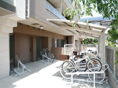 Other. 5m to bicycle parking lot (Other)