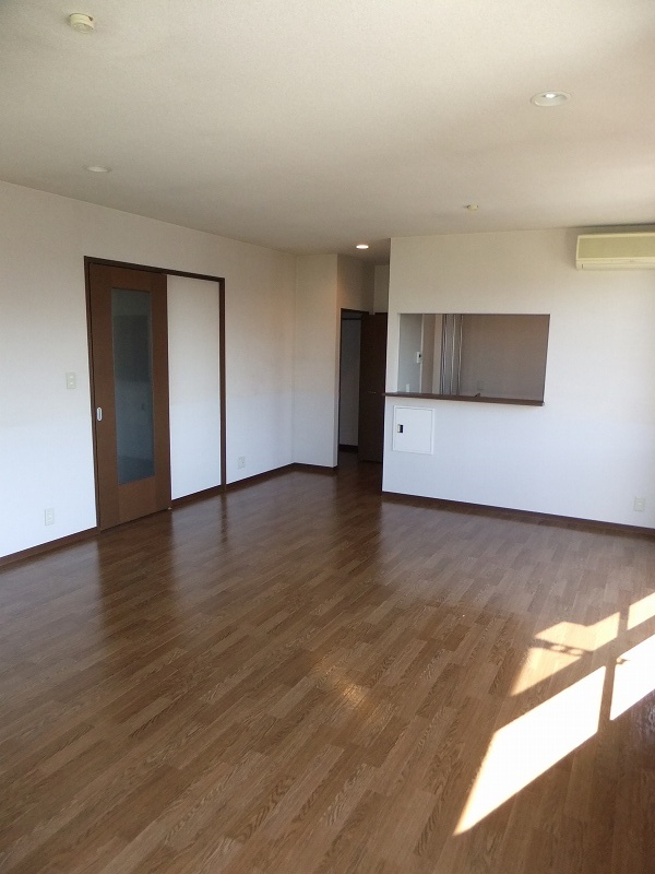 Living and room. South is a bright living room of direction