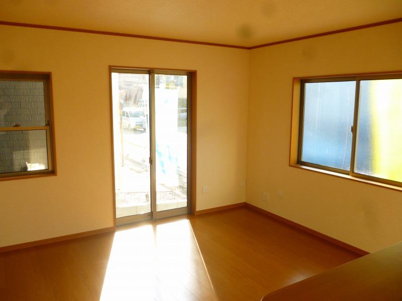 Living. 1 Building Interior (October 2013) Shooting