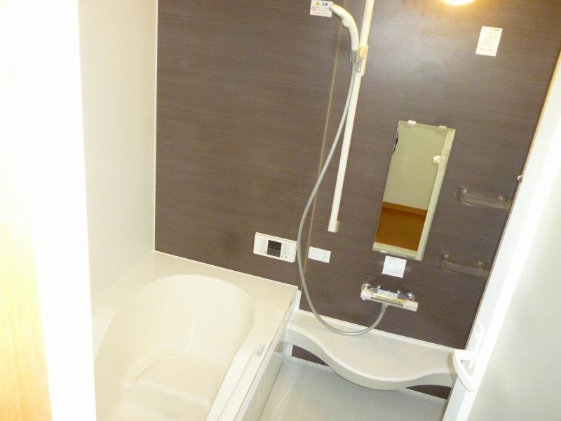 Bathroom. 1 Building Interior (October 2013) Shooting