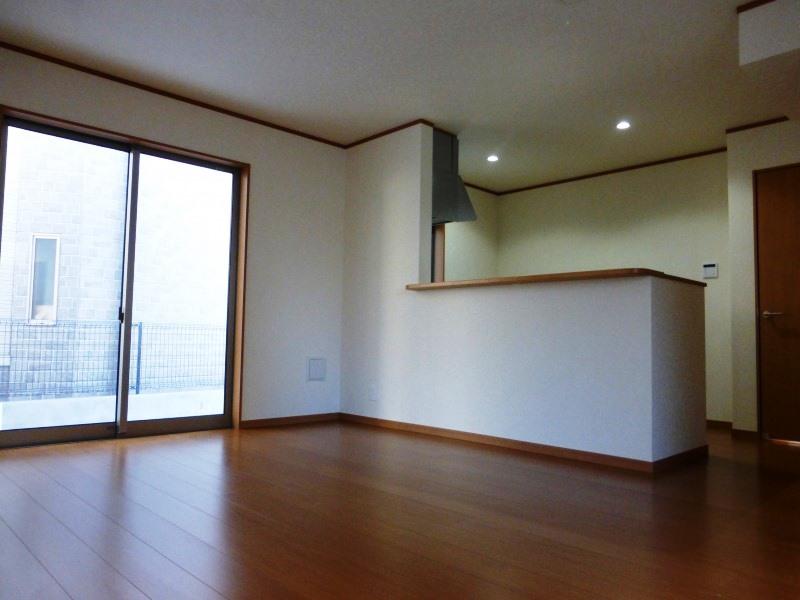 Living. Building 2 Interior (October 2013) Shooting