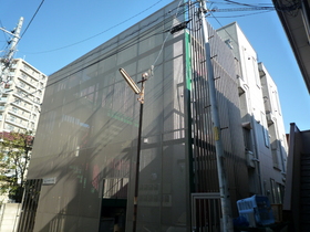 Building appearance. Appearance (balcony side)