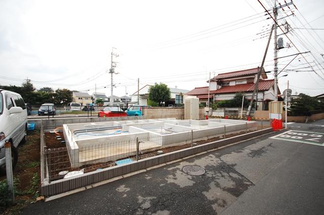 Local photos, including front road