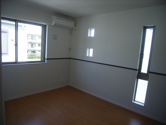 Other room space. The top floor of the room in three directions room