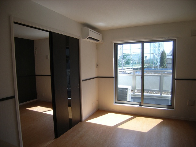 Living and room. South-facing warm living