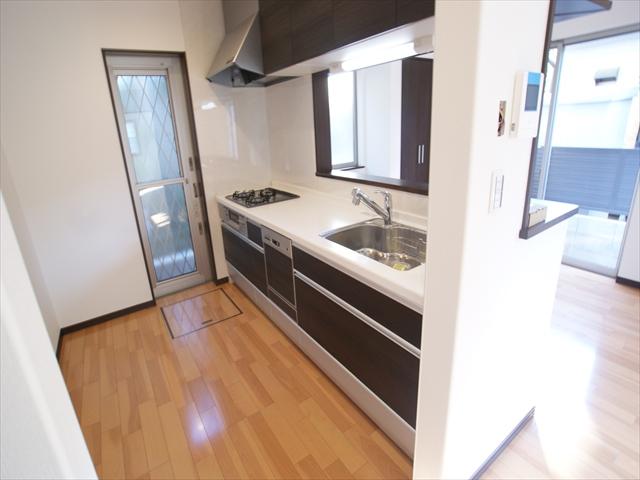 Kitchen. Luxury kitchen with a dishwasher dryer