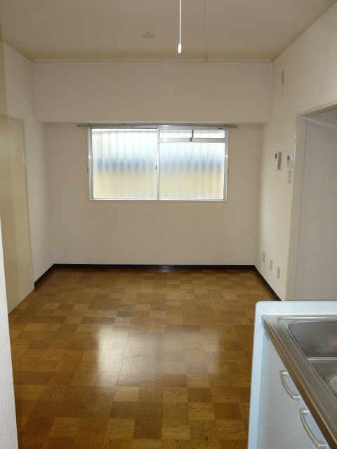 Other room space. dining